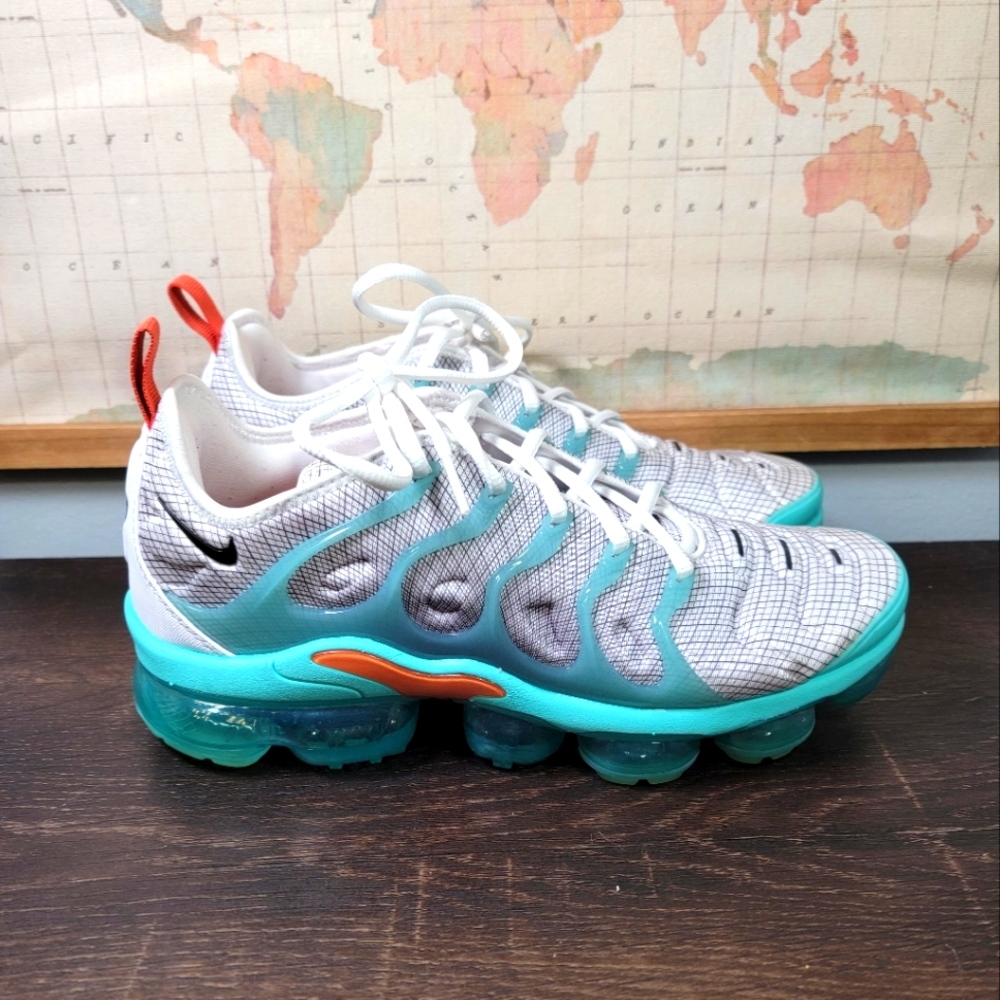 Nike Air VaporMax Plus Aurora Cosmic Clay Men's Size 8.5 - Picture 2 of 8
